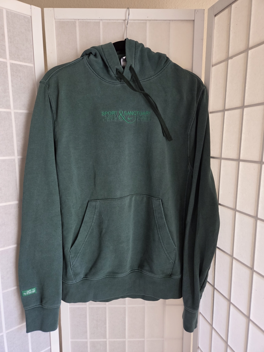 Nike Sport & Sanctuary Pullover Hoodie with Embroidered Logo Small